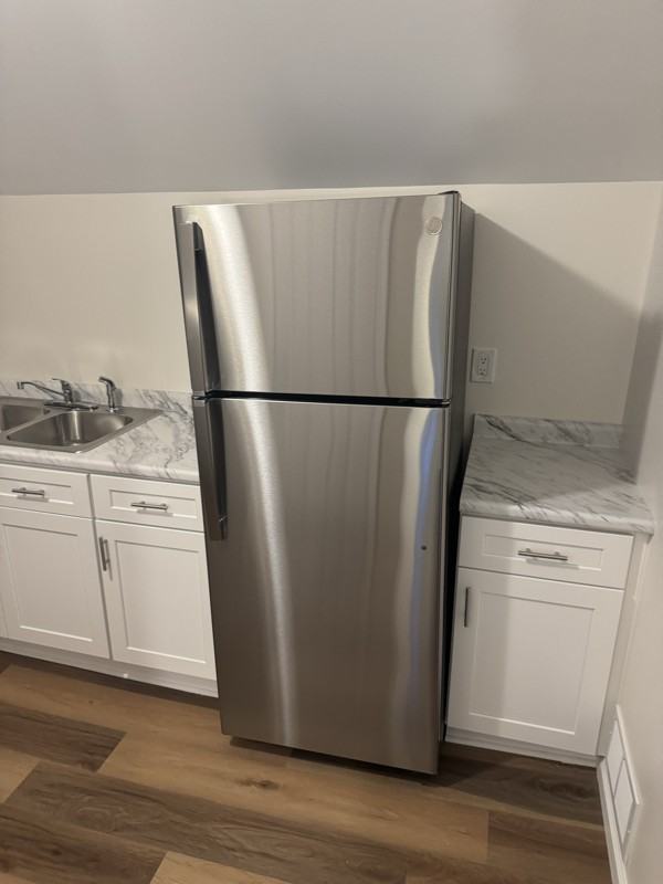 105 Carlisle St #2 - Photo 4 of 10