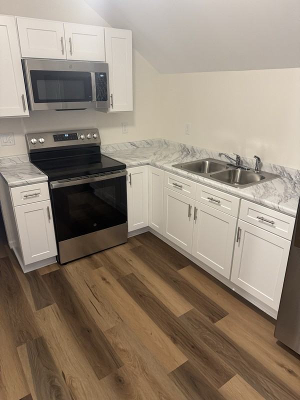 105 Carlisle St #2 - Photo 5 of 10