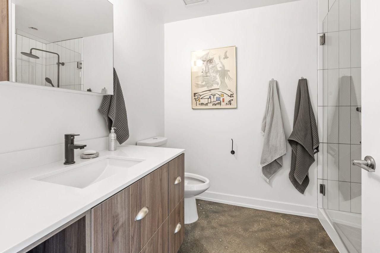 1450 S Blue Island Ave #230 - Photo 3 of 12