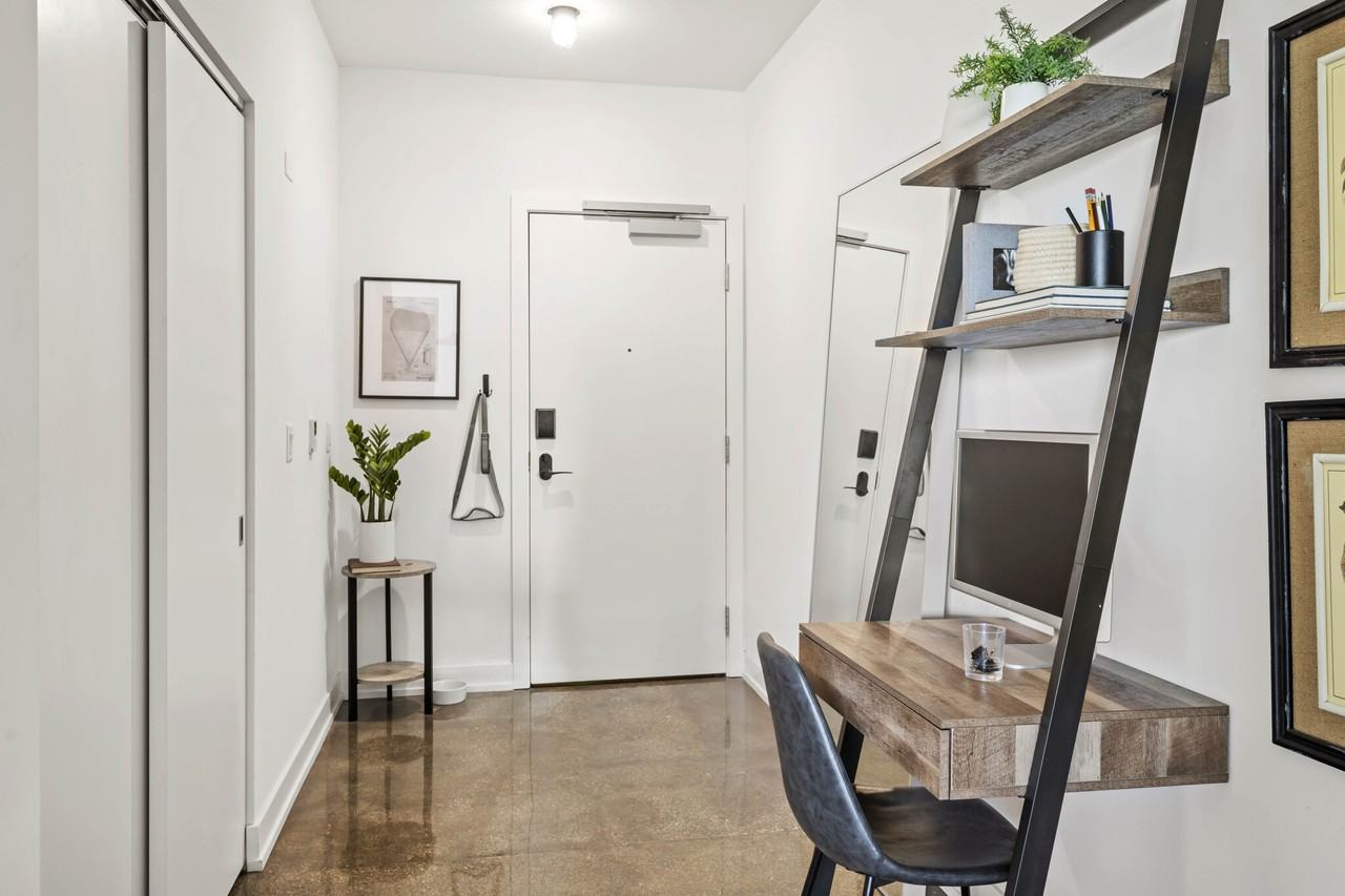 1450 S Blue Island Ave #230 - Photo 5 of 12