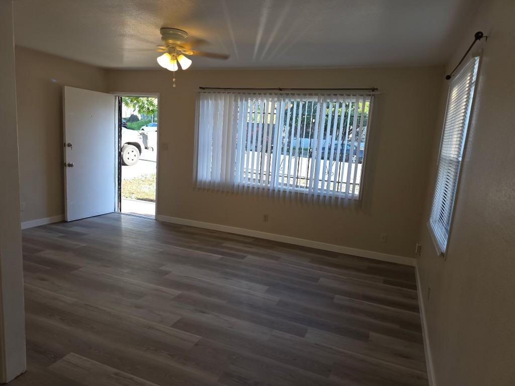 1449 E 1st St #NA - Photo 4 of 11