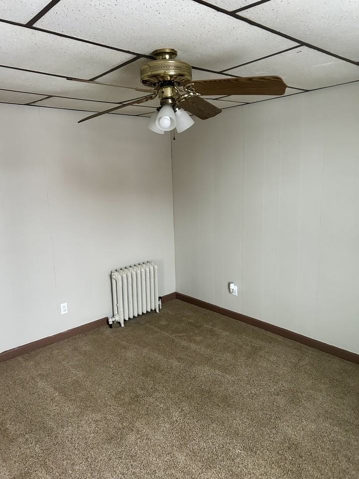 441 S Center Ave #4 - Photo 7 of 13