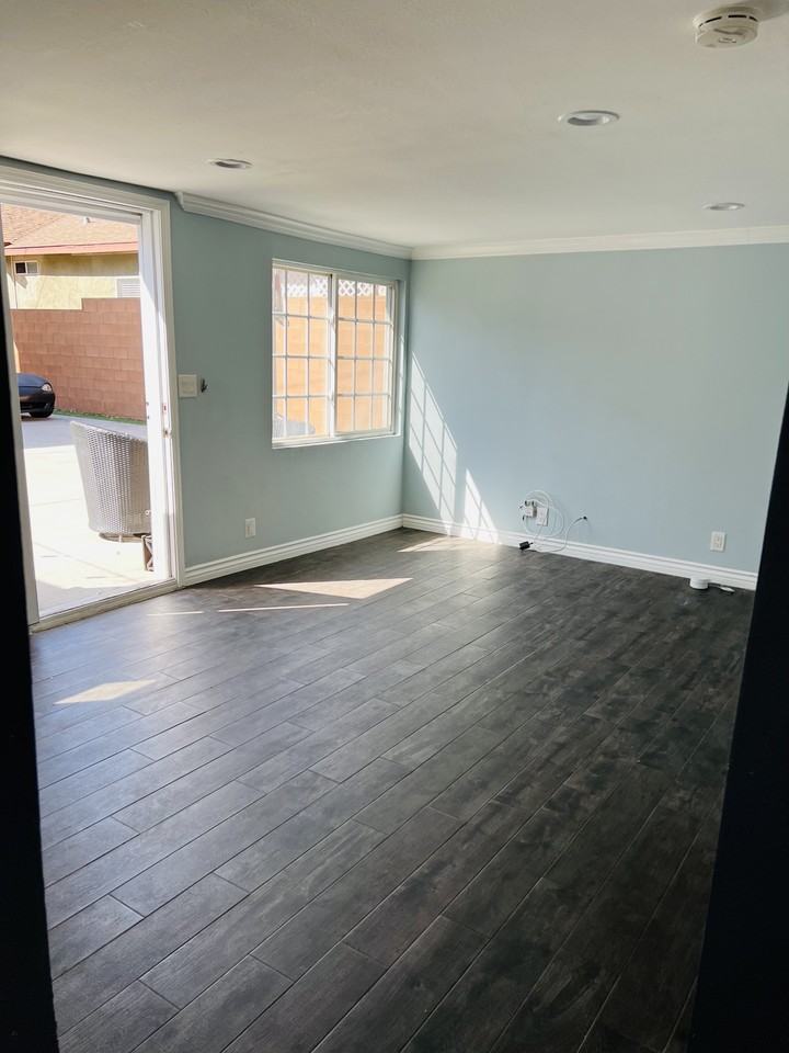 2808 Glenview Ave #NA - Photo 4 of 8