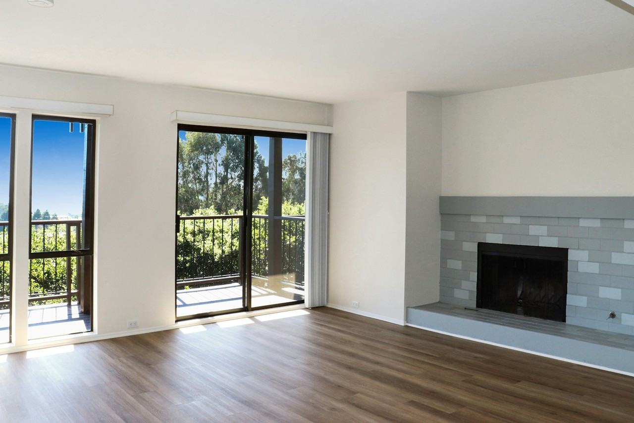 36 Harbor Oak Drive, Unit 11 - Photo 2 of 13