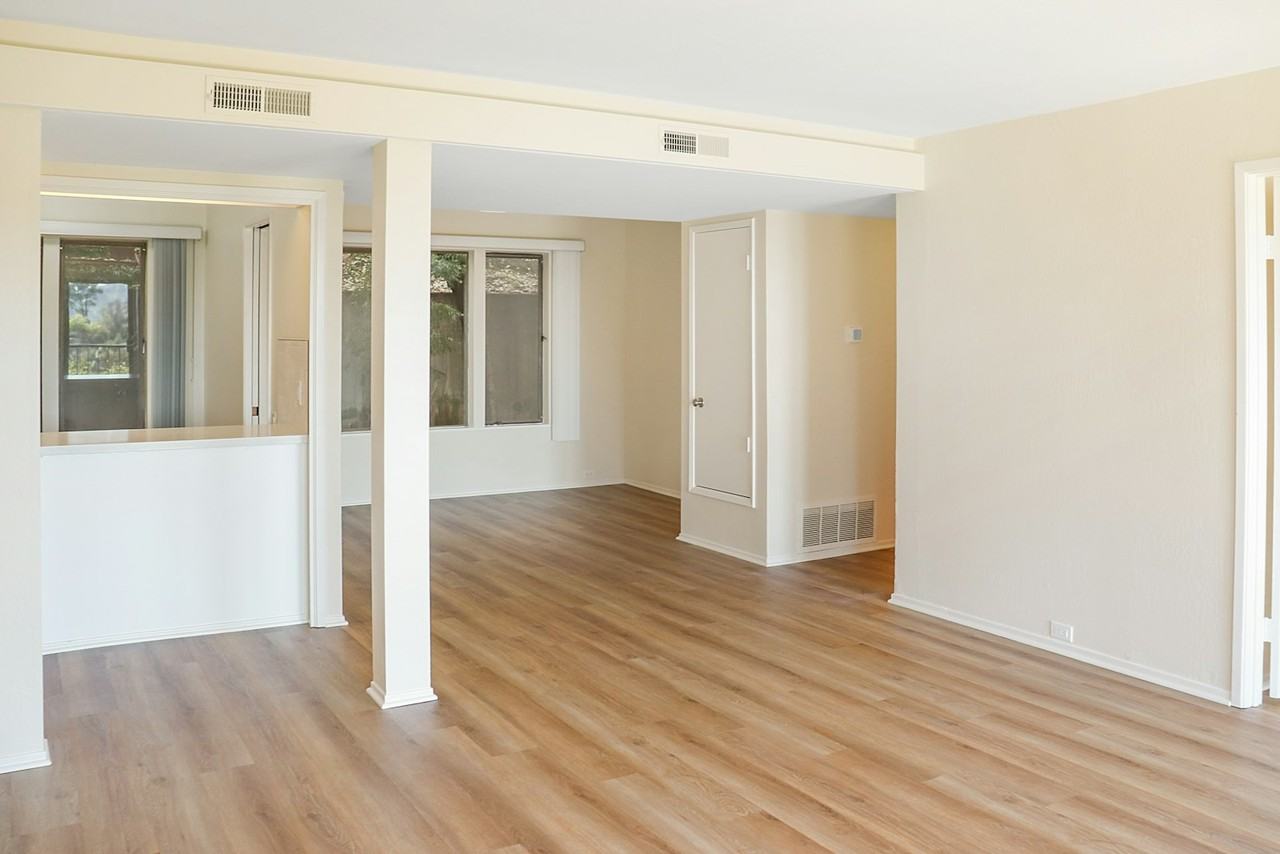 36 Harbor Oak Drive, Unit 11 - Photo 3 of 13