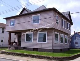 featured image of 468 E Washington St