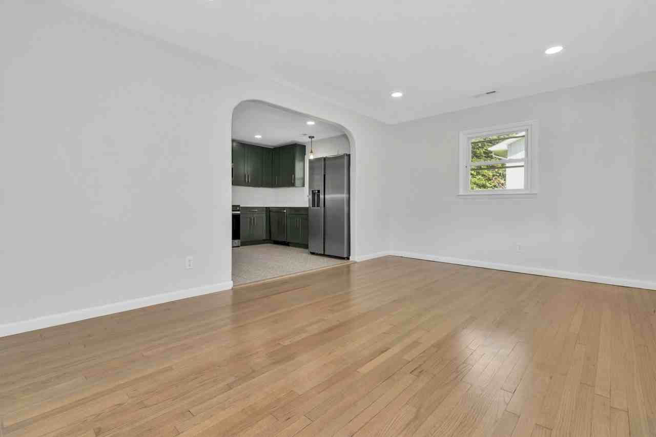 38 Hi Alta Avenue, Unit A - Photo 7 of 33