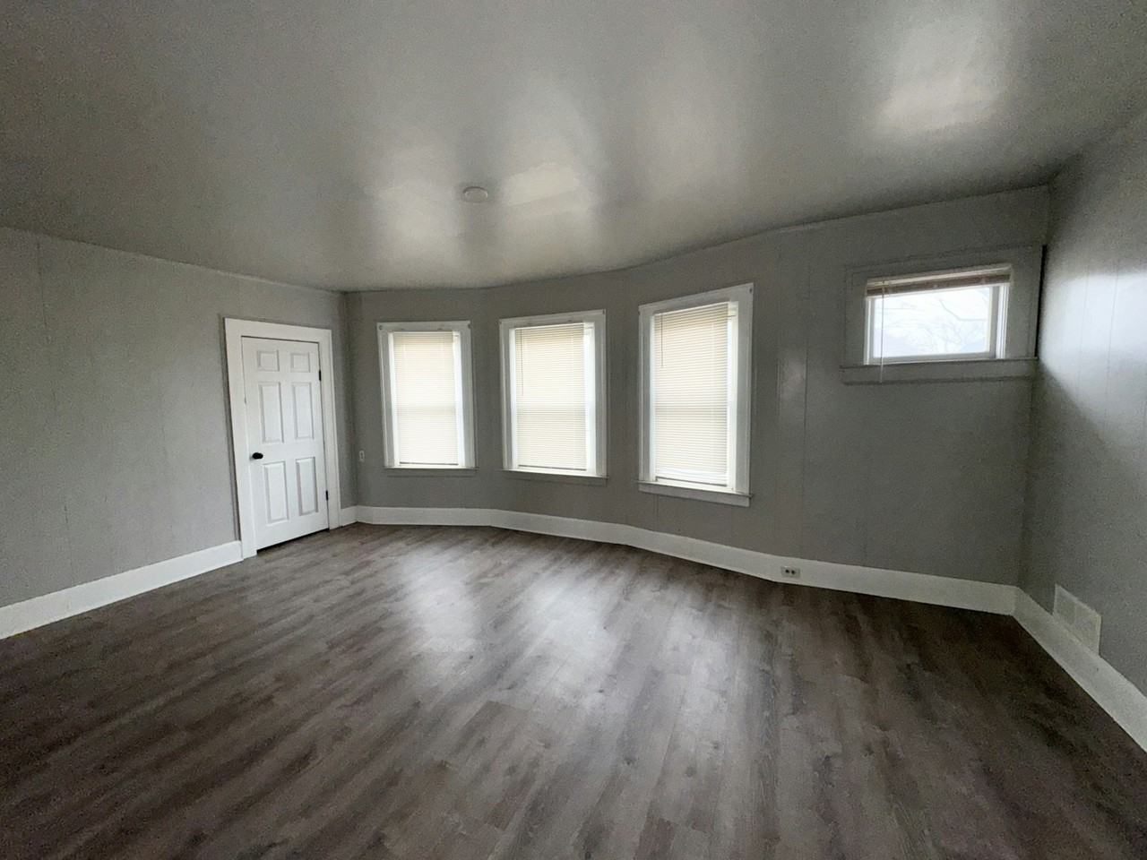 2966 Harding Street - Photo 3 of 11