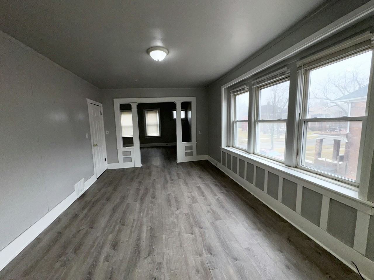 2966 Harding Street - Photo 4 of 11