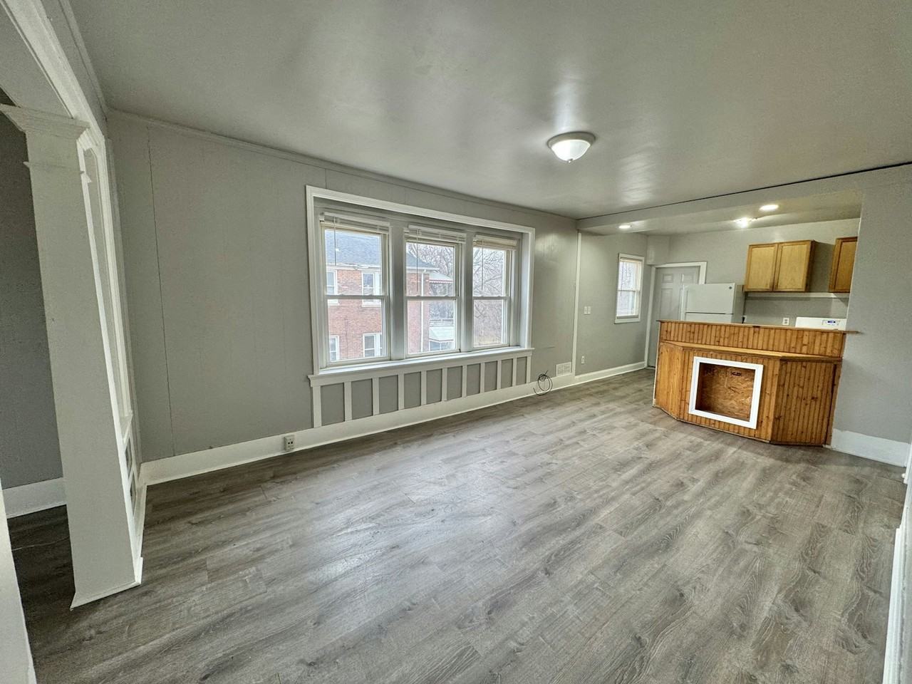 2966 Harding Street - Photo 5 of 11