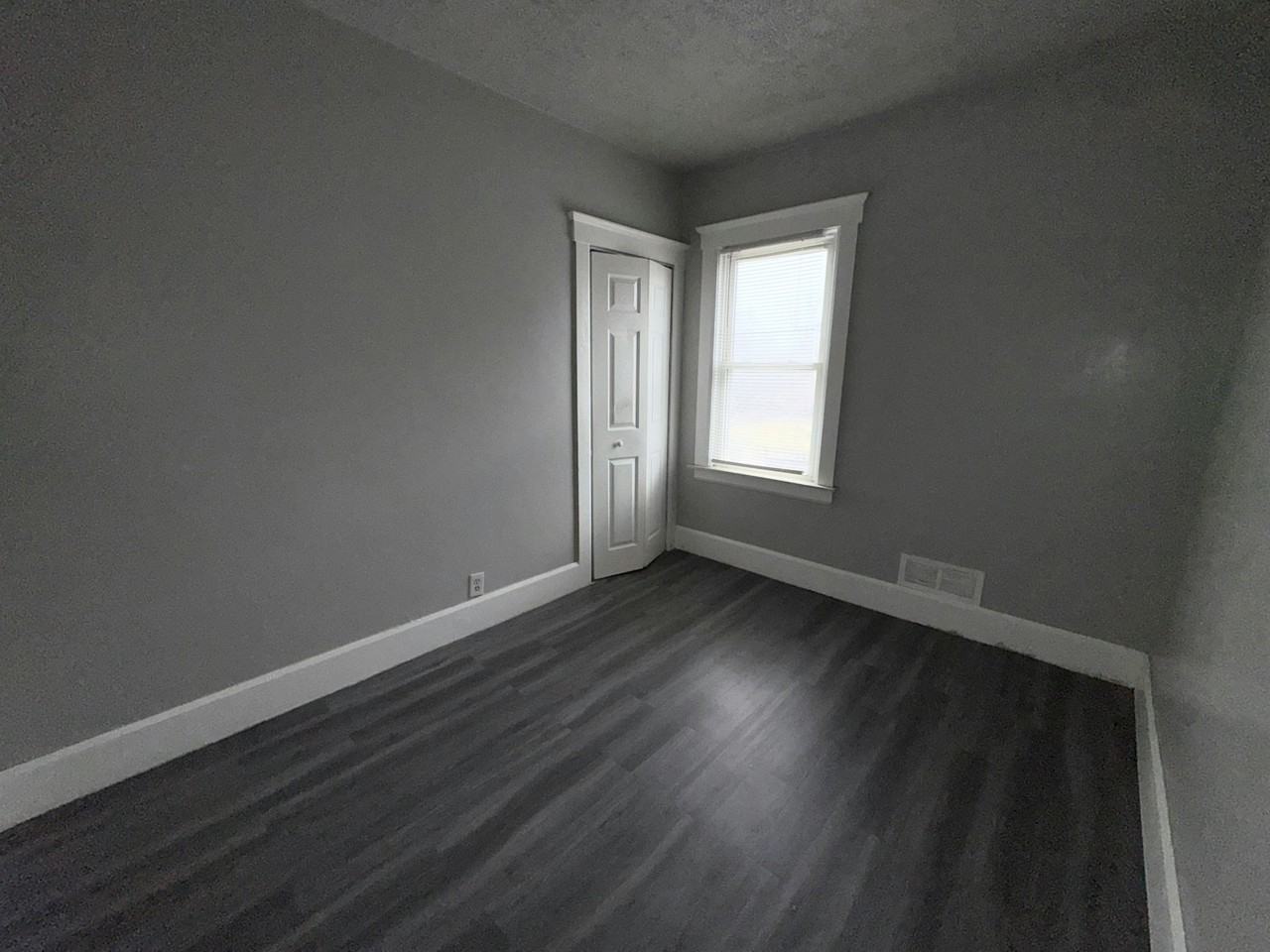 2966 Harding Street - Photo 7 of 11