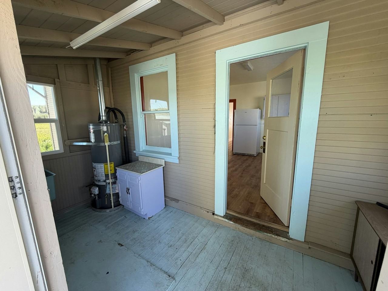 190 Comstock Road - Photo 3 of 11