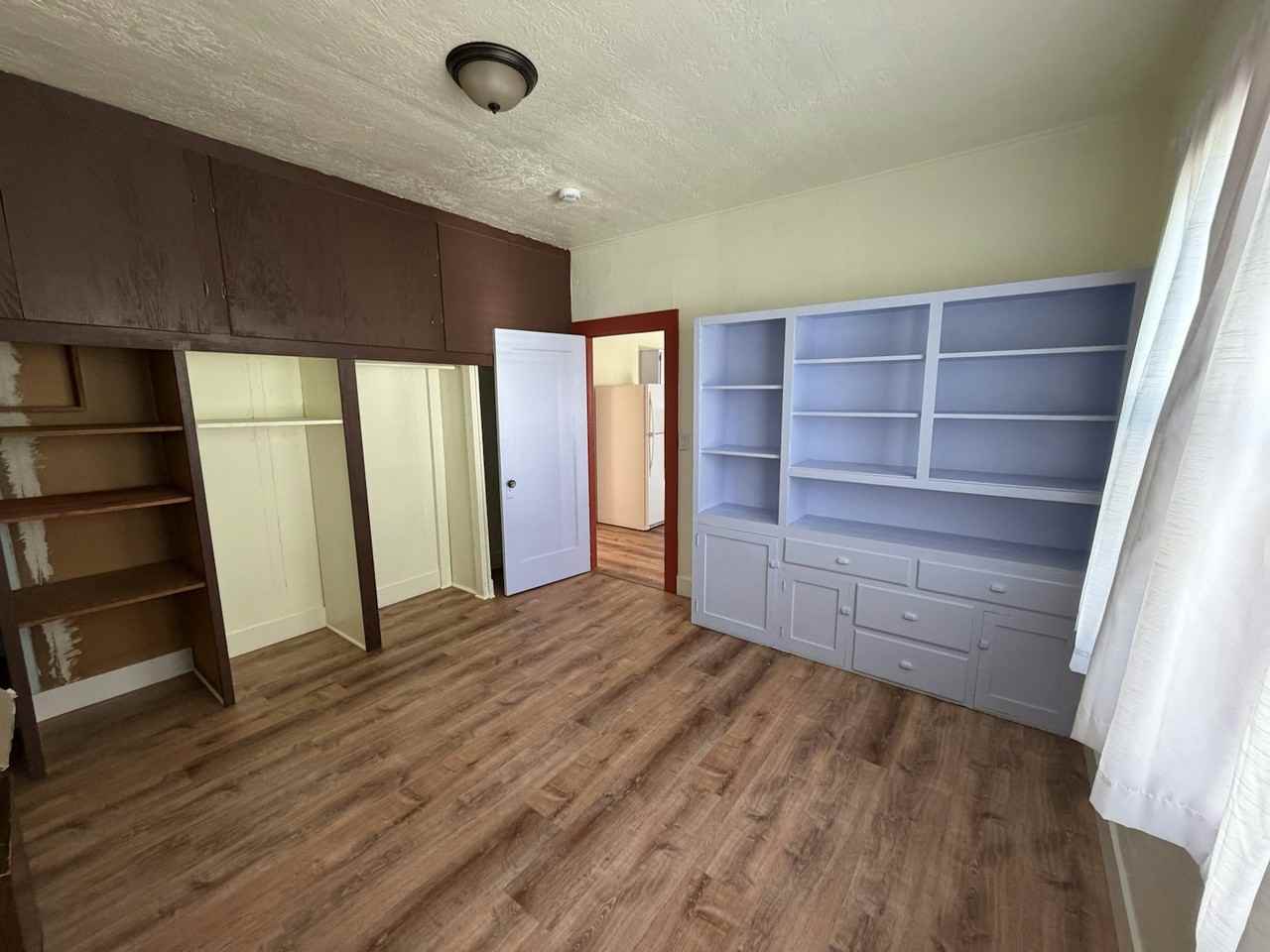 190 Comstock Road - Photo 6 of 11