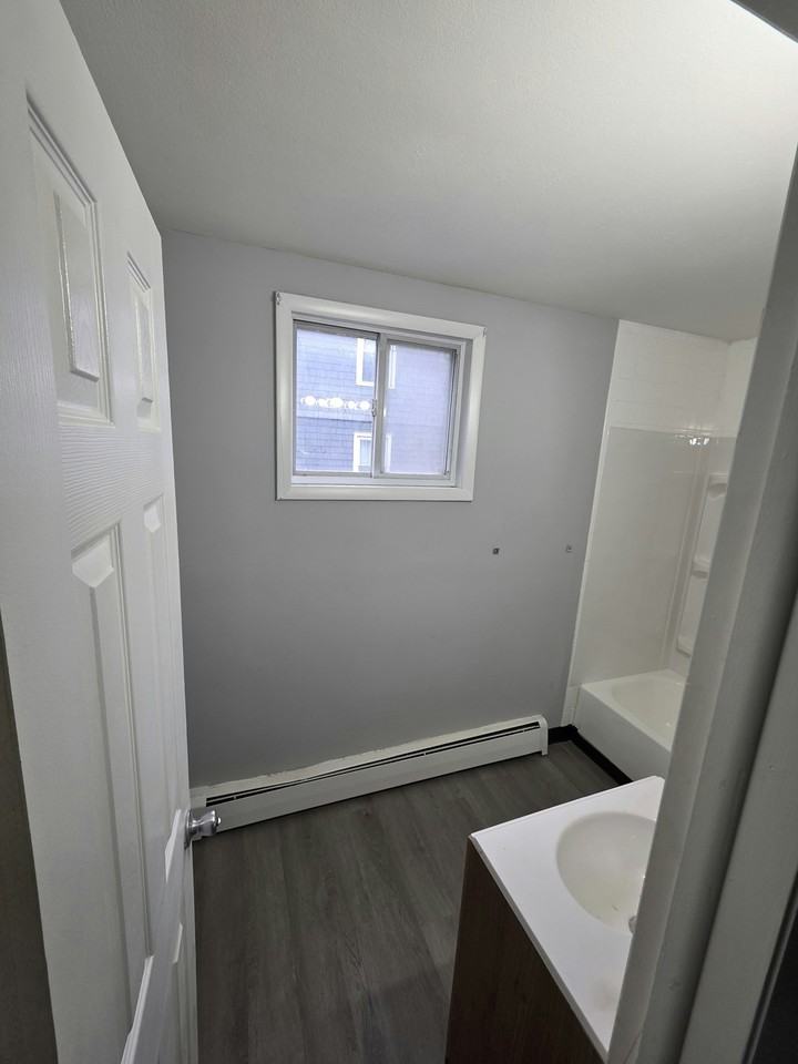 1005-07 Tyson Pl, Unit 1 - Photo 5 of 7