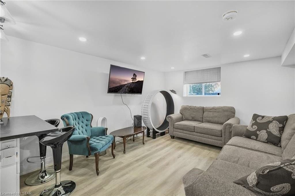 18 Beatty Rd - Photo 6 of 7