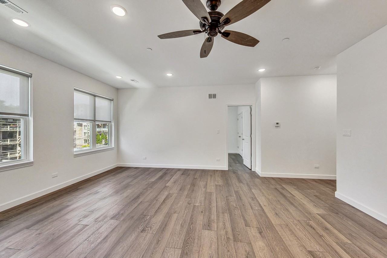 6122 S University Ave #102 - Photo 3 of 16