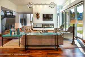 featured image of 1520 Homestake Dr