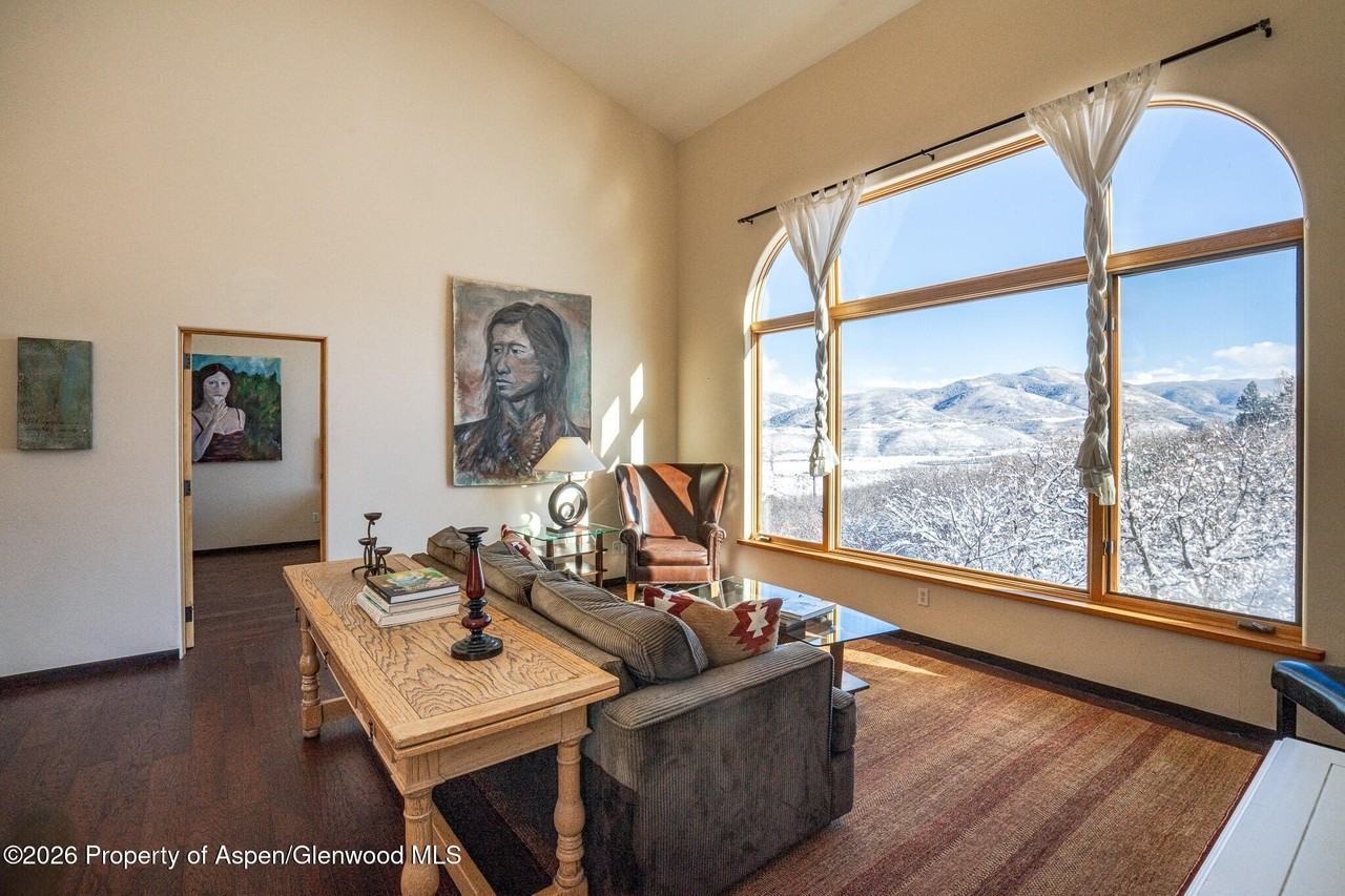 2310 Juniper Hill Dr - Photo 5 of 50