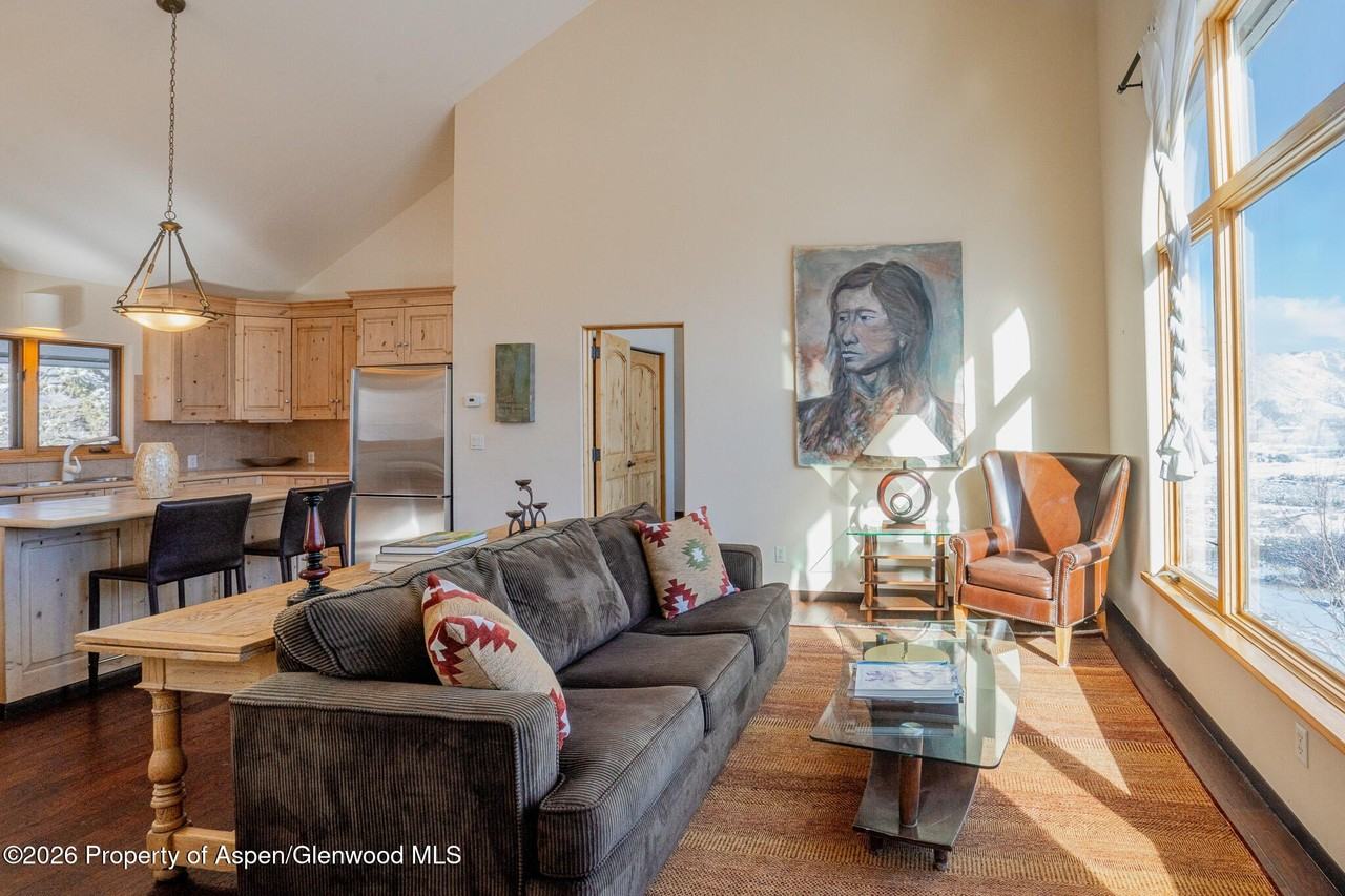 2310 Juniper Hill Dr - Photo 2 of 18