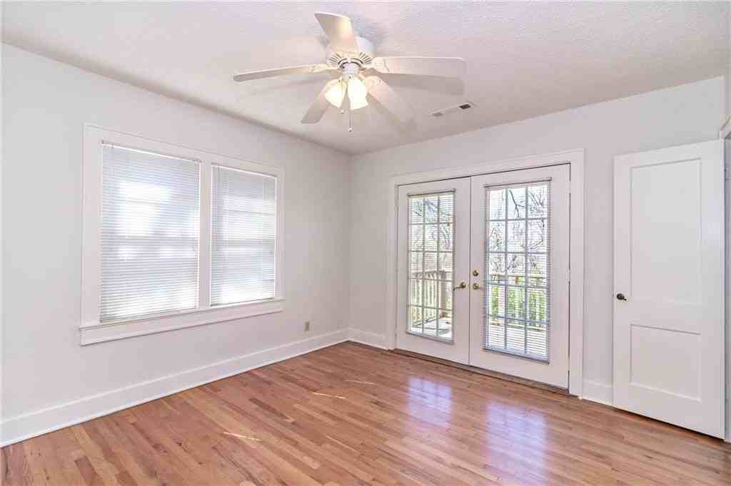 583 N Assembly Dr #1 - Photo 6 of 10