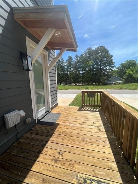 1390 S Duncan Ave - Photo 2 of 19