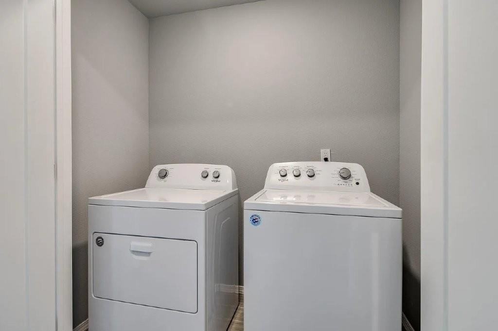 1356 N Hog Trough Dr - Photo 7 of 18