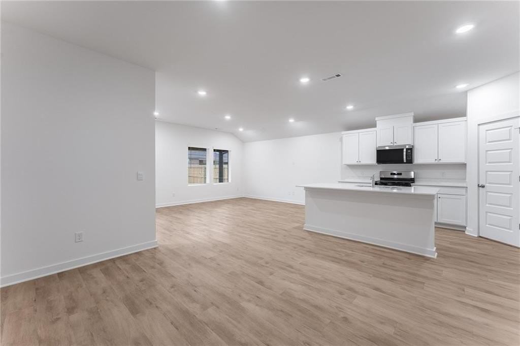 W Barhem Dr - Photo 5 of 31