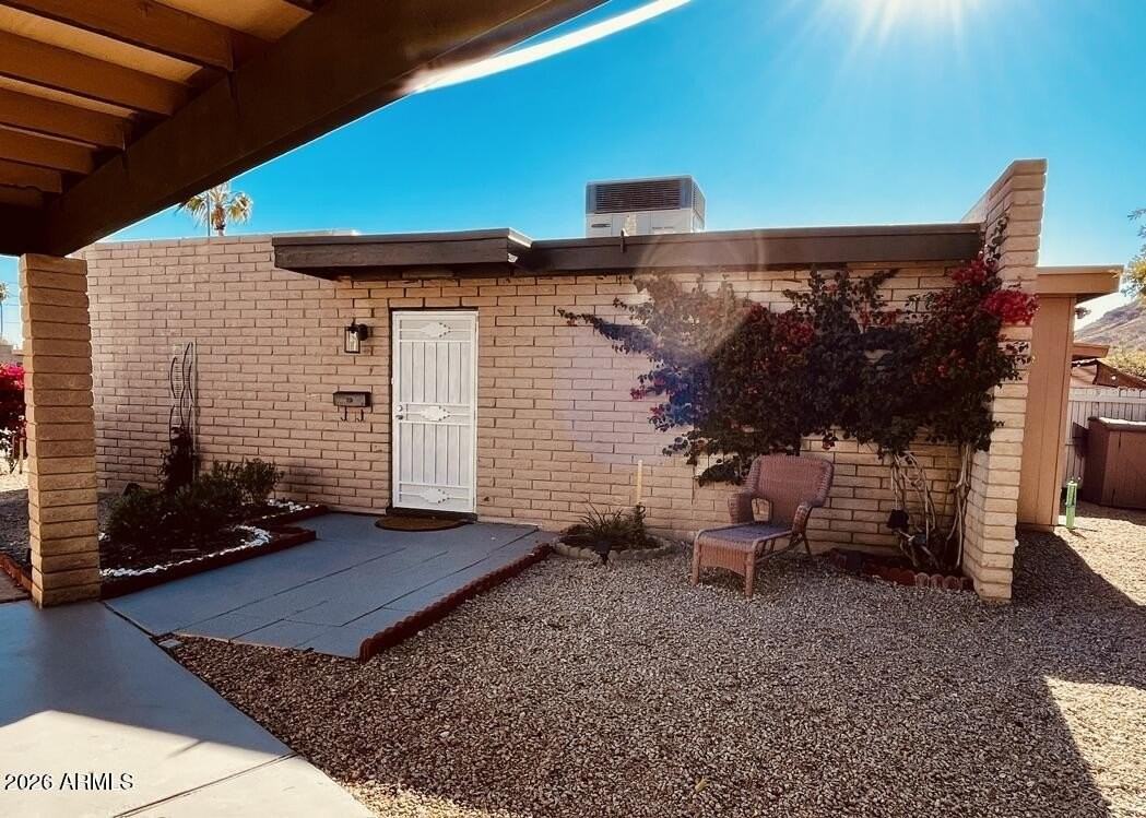 15408 N 23rd St - Photo 3 of 25