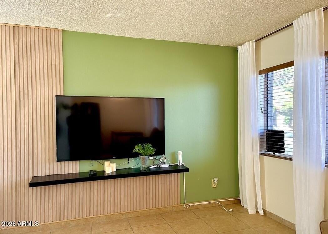 15408 N 23rd St - Photo 5 of 25