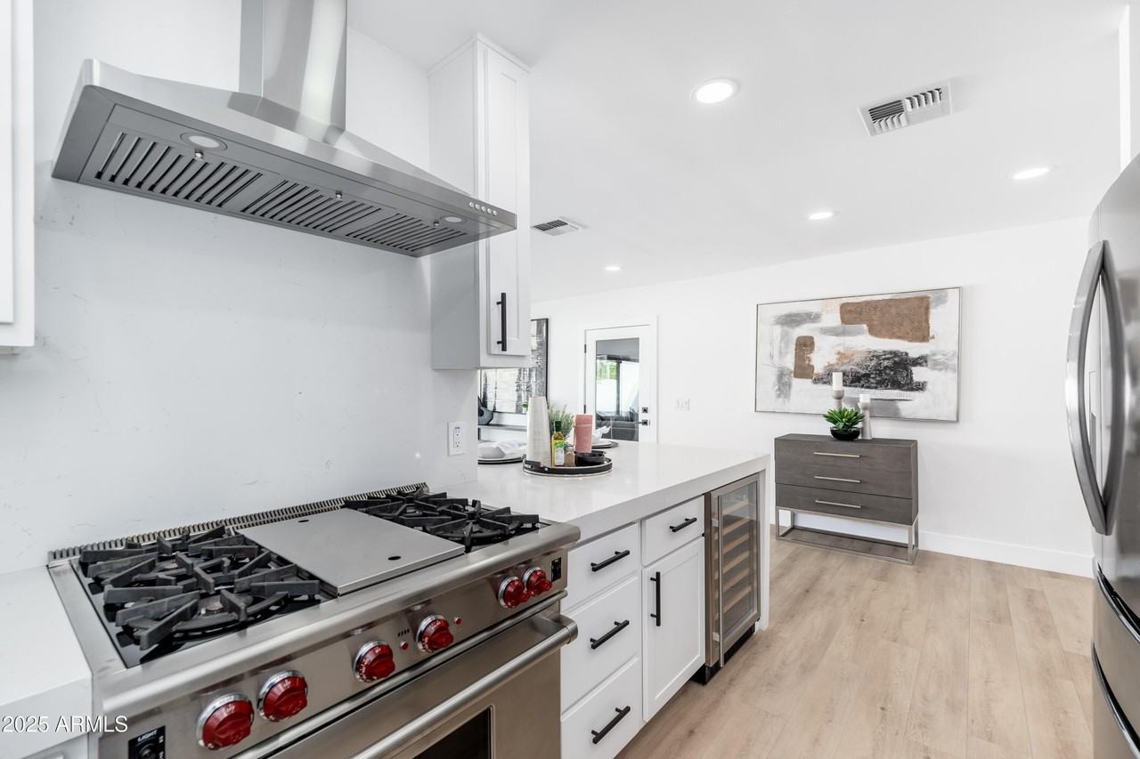 4464 E Campbell Ave - Photo 7 of 26