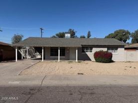 6714 N 34th Ave - Photo 1 of 1