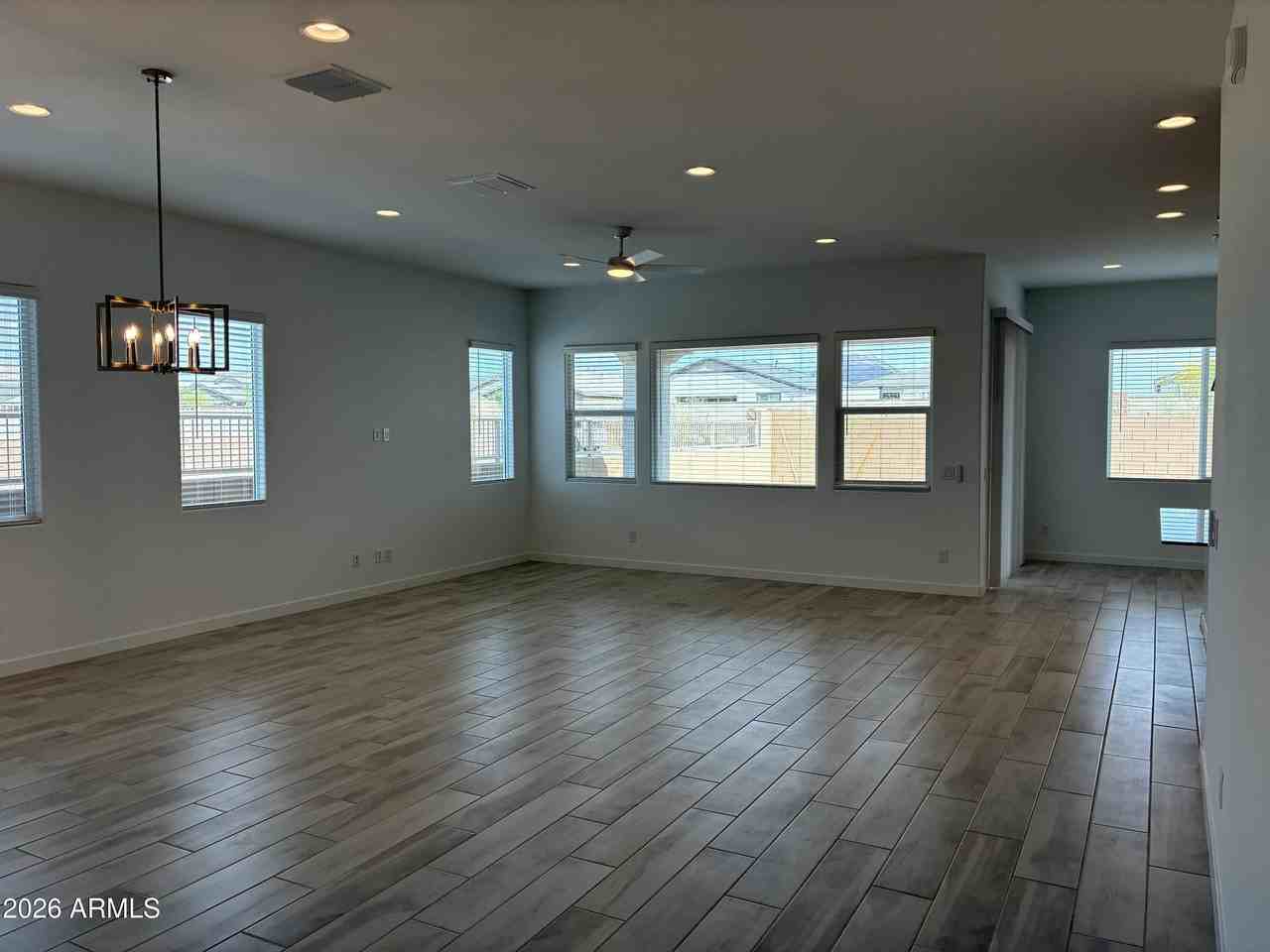 26387 N 77th Gln - Photo 4 of 40