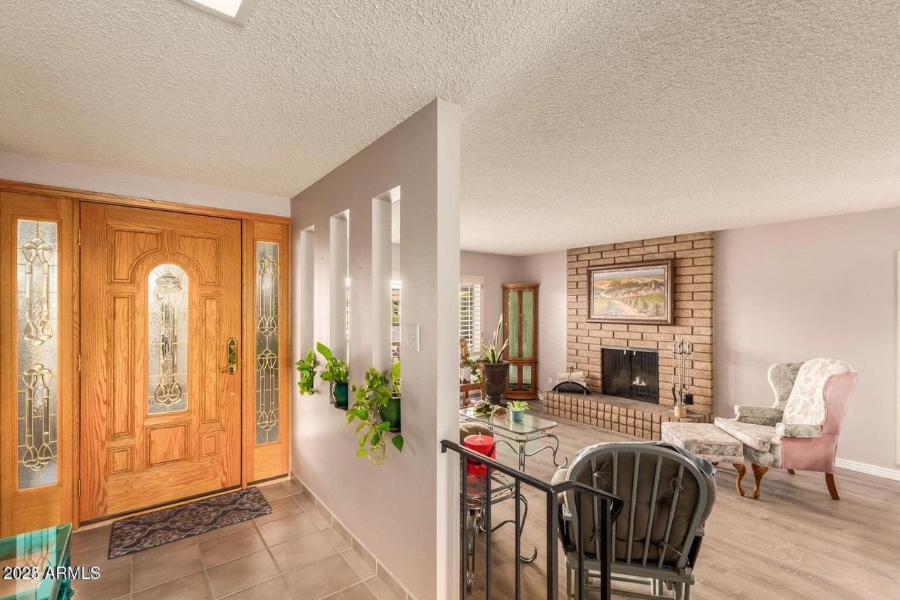 4409 W Orchid Ln - Photo 6 of 42