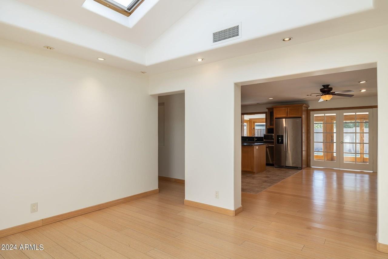 8643 E Sandalwood Dr - Photo 6 of 38