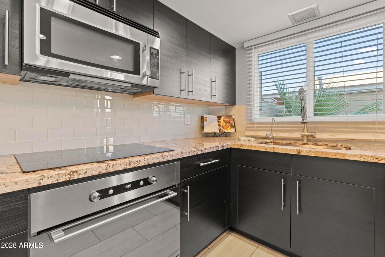 6909 E Osborn Rd Unit A - Photo 5 of 33