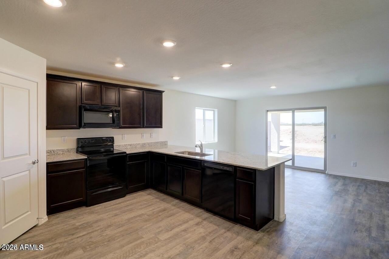 1525 E Caballero Dr - Photo 4 of 8