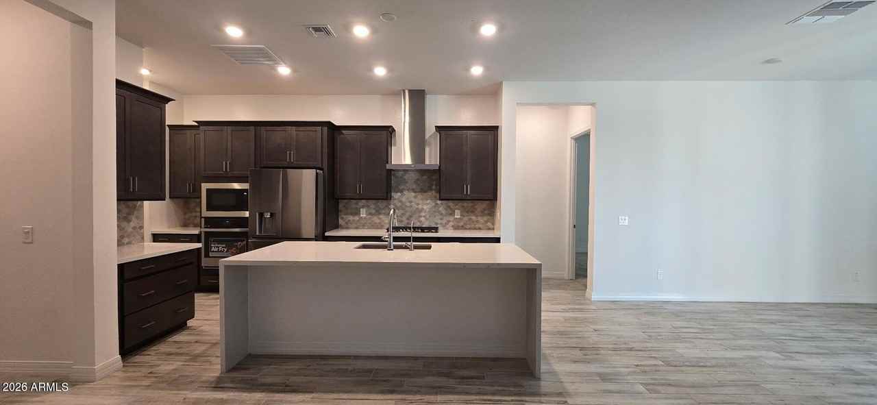 22638 E Saddle Way - Photo 2 of 18