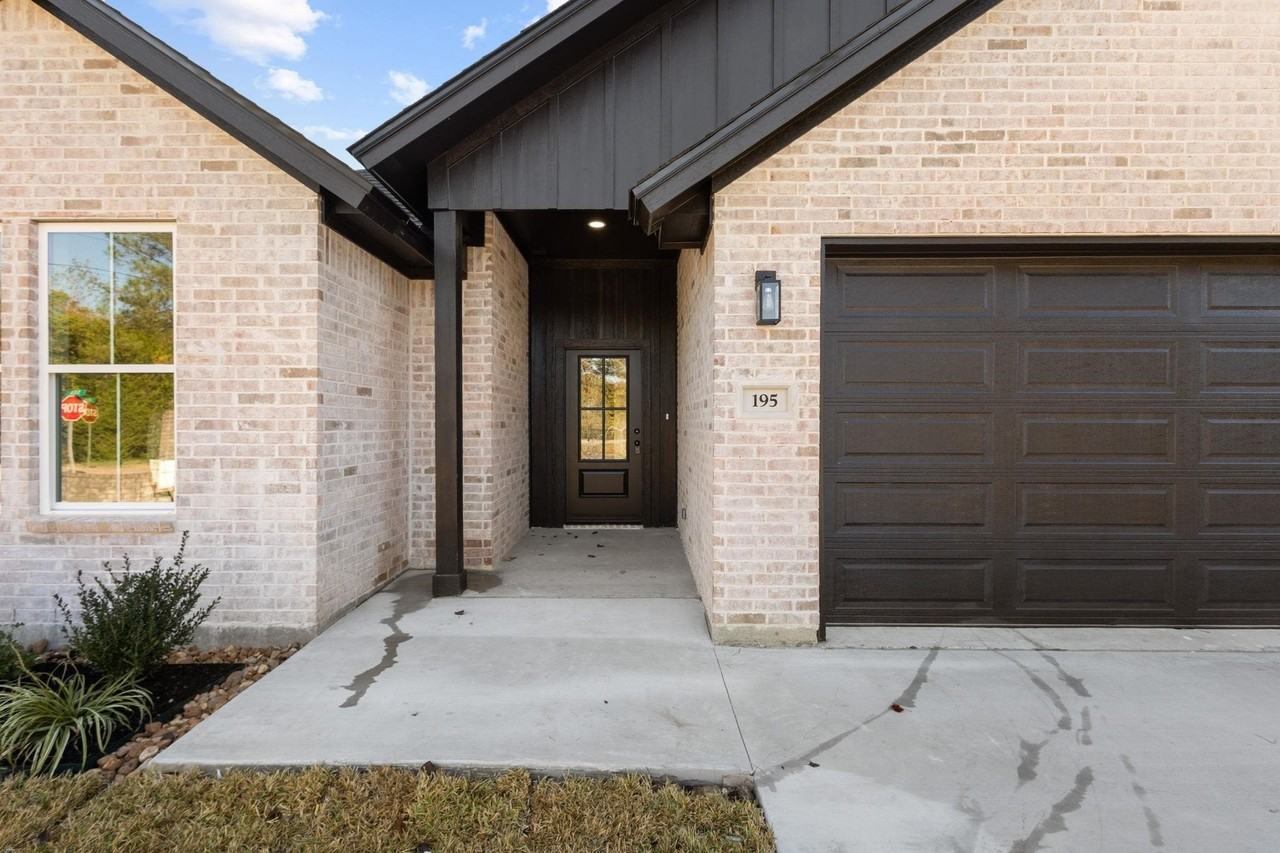 195 Teal Dr - Photo 3 of 22