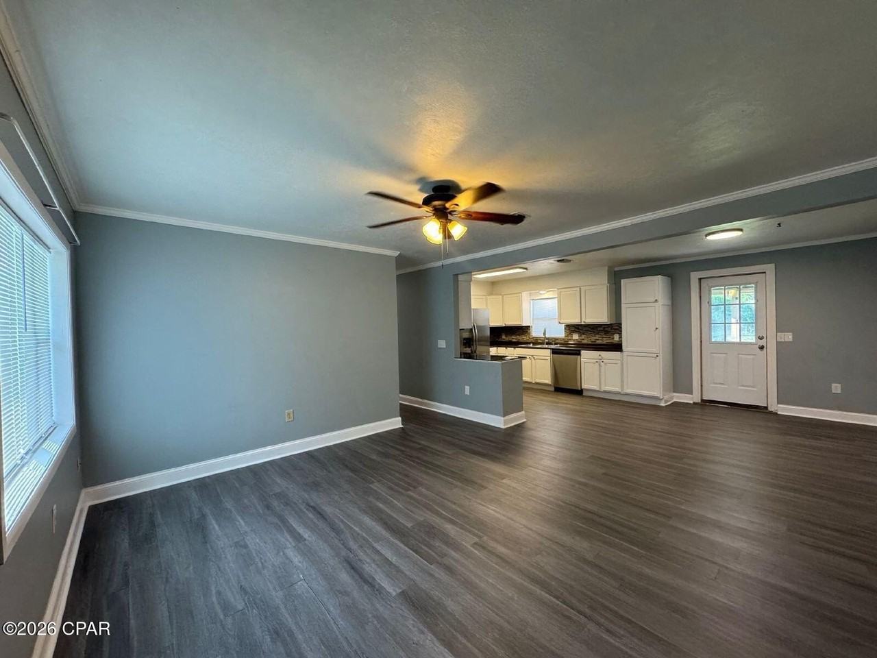 5117 Douglas St Apt A - Photo 3 of 15