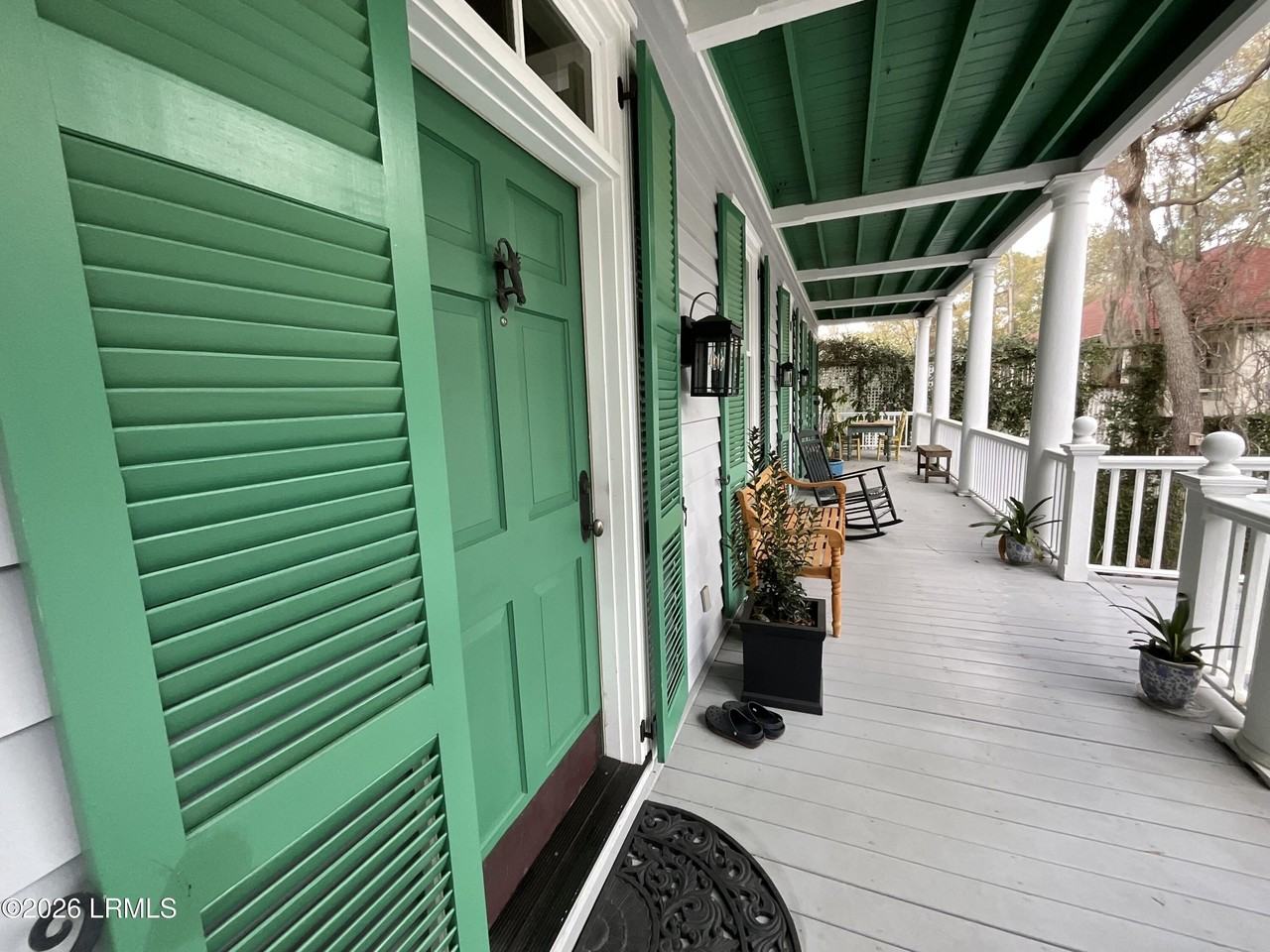 21 Waterside Dr - Photo 3 of 50