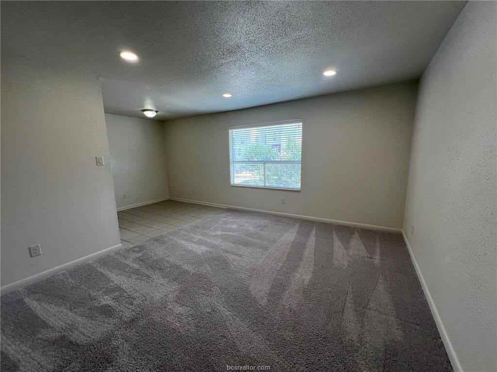 806 Natalie St Apt D #D - Photo 2 of 7