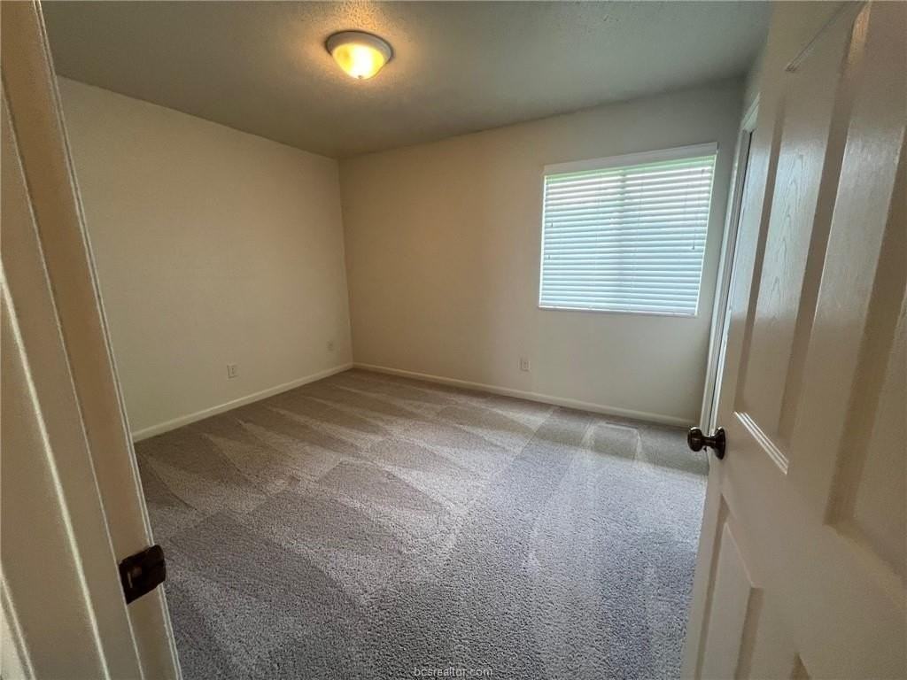 806 Natalie St Apt D #D - Photo 5 of 7