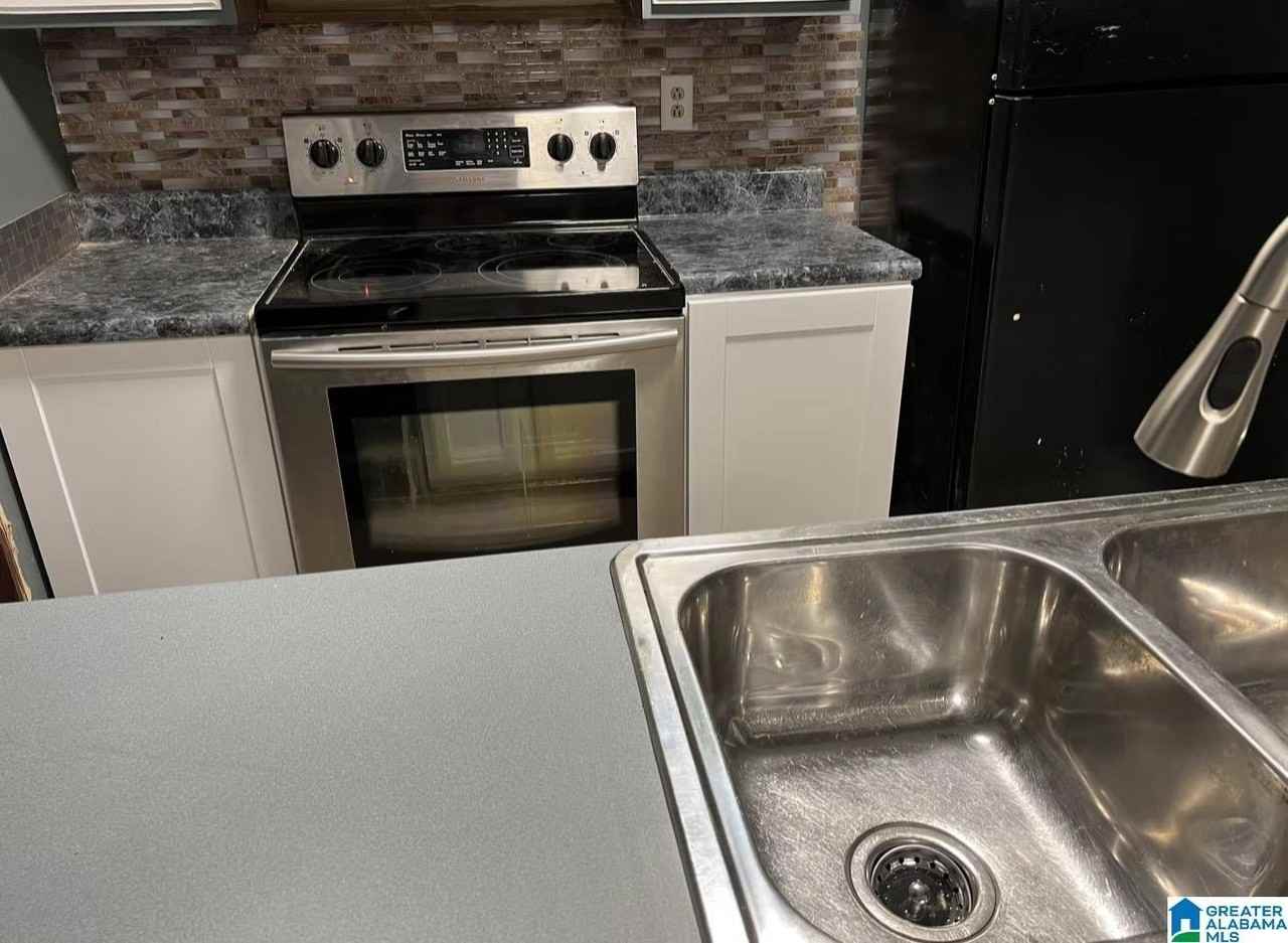 656 Valley Crest Dr - Photo 3 of 6