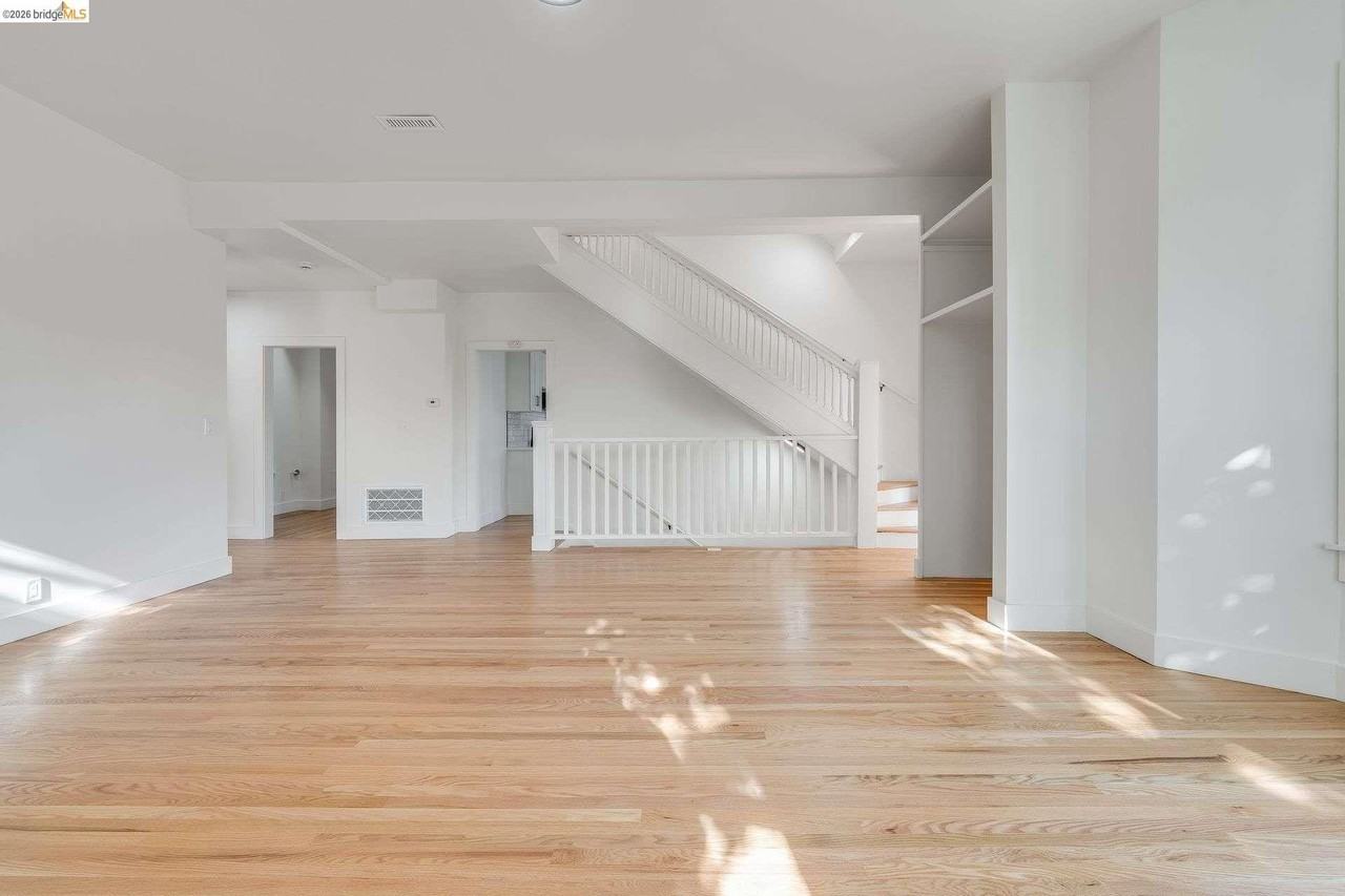 1238 12th St - Photo 3 of 13