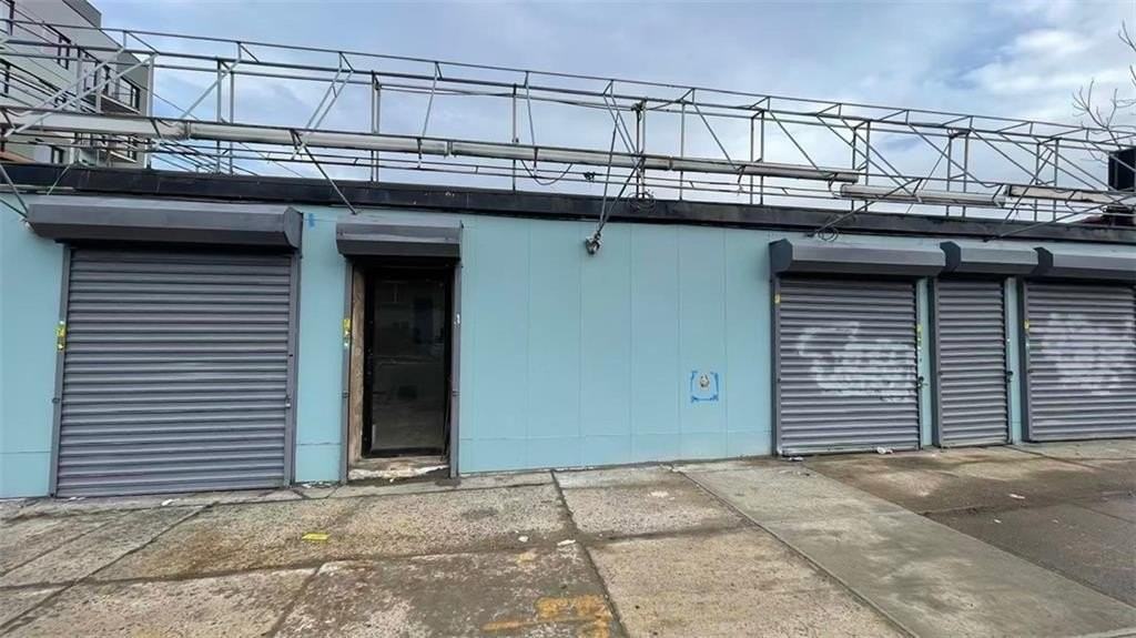 128 Kings Hwy - Photo 3 of 11