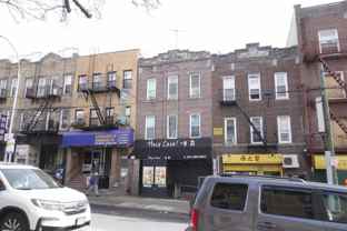 5915 7th Ave - Photo 1 of 1