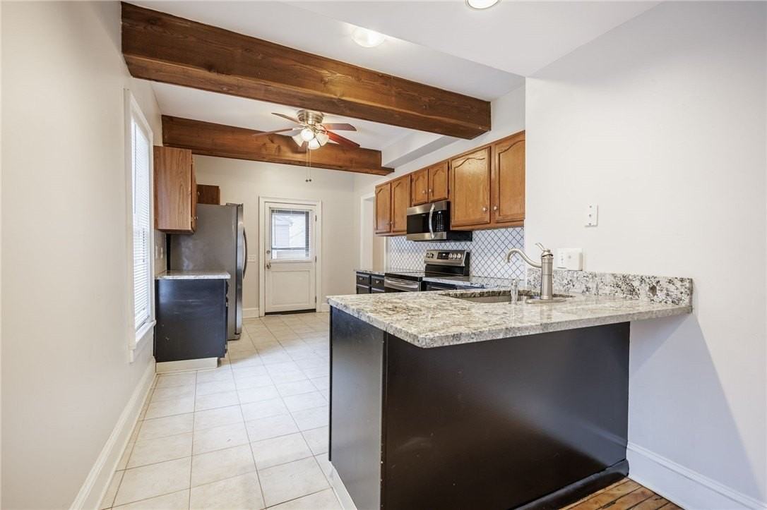 1874 Blossom Rd - Photo 4 of 34