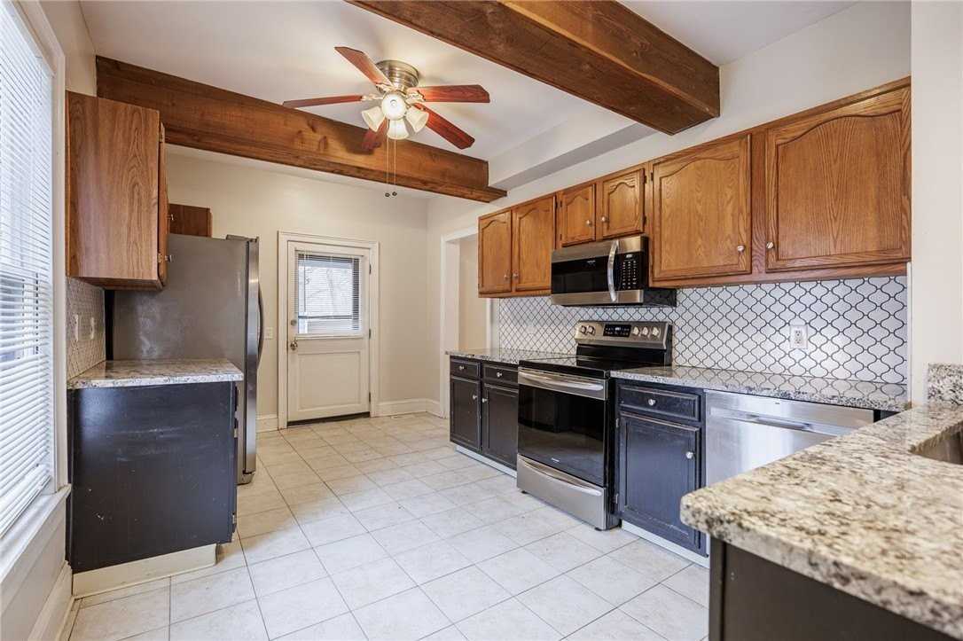 1874 Blossom Rd - Photo 5 of 34