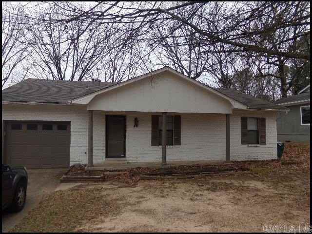 35 Point West Cir - Photo 2 of 23