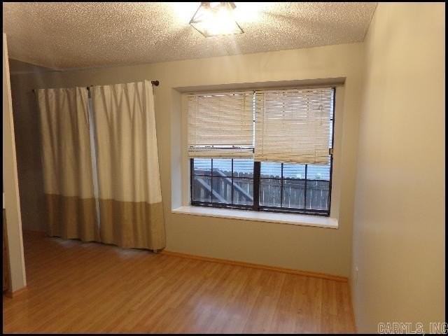 1801 Mesquite Cir - Photo 7 of 22